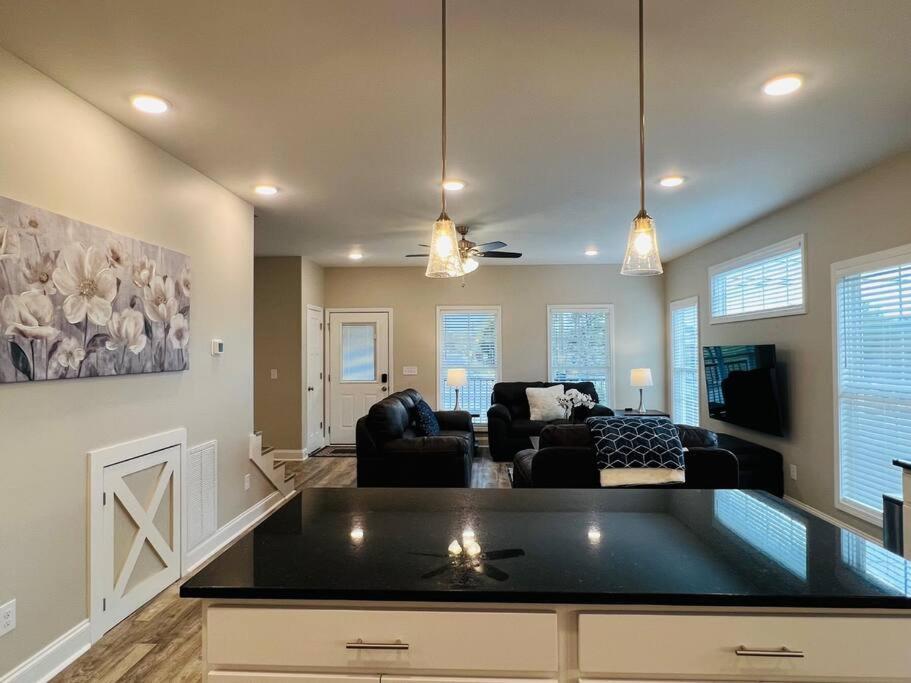 Luxury 4 Bedroom Home And Private Deck By Mcg 6 Augusta Exterior foto